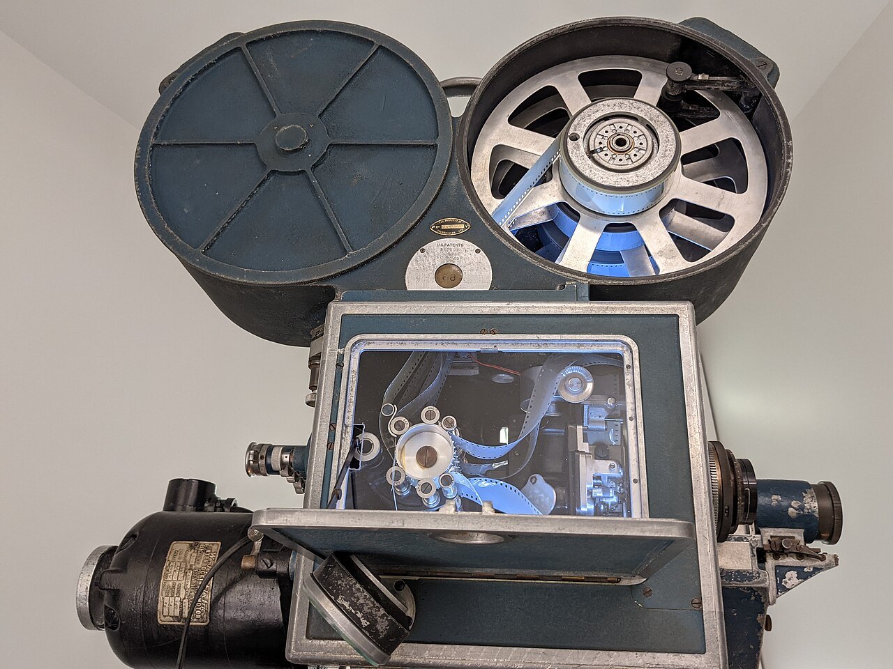 Three-strip Technicolor camera with its housing open.